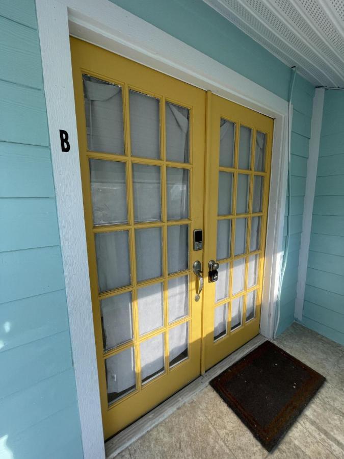 The Blue Wave Suite Unit B St. Petersburg Exterior foto