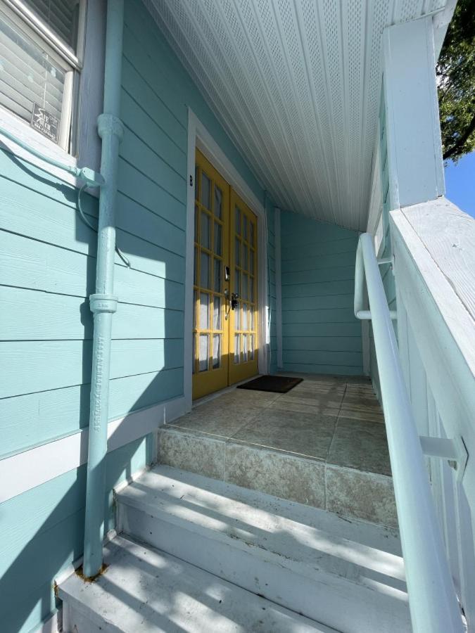 The Blue Wave Suite Unit B St. Petersburg Exterior foto