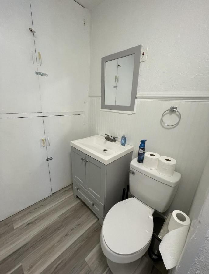 The Blue Wave Suite Unit B St. Petersburg Exterior foto